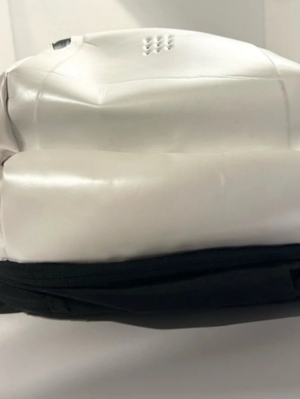 Under Armour No Weigh Water Resistant Sport Backpack White Unisex